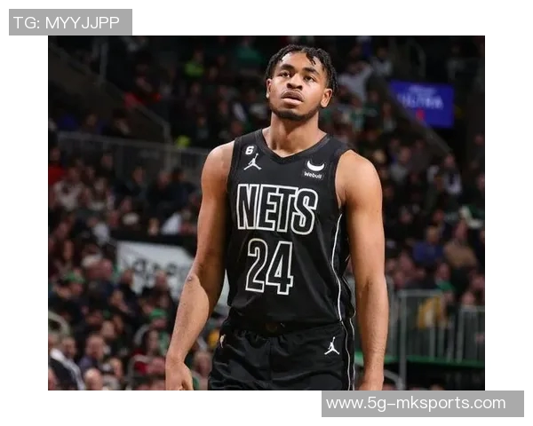 篮网官方宣布卡梅隆托马斯因腿筋紧张提前退赛将不再回归比赛