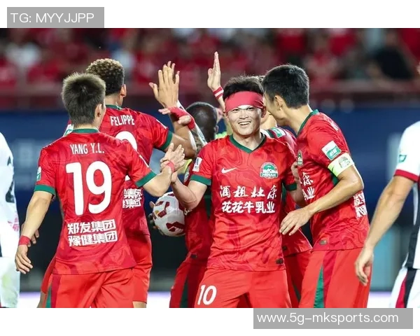 蓉城球迷首轮挑衅河南遭三杀官方公开谴责引发热议