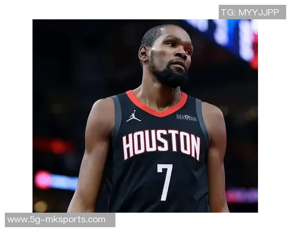 杜兰特回忆雷霆时期的多重角色扮演与球星风格的融合之路 杜兰特回忆雷霆时期的多重角色扮演与球星风格的融合之路